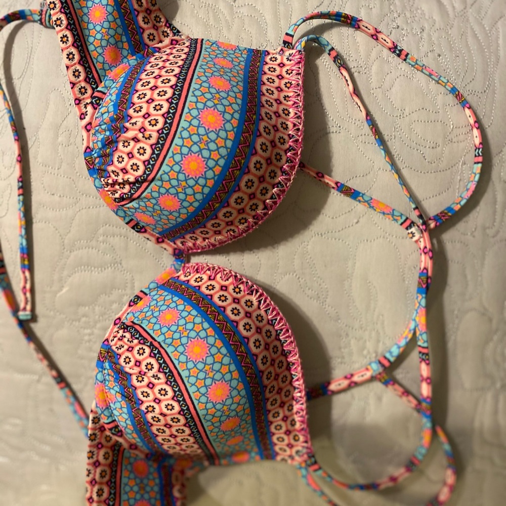 34C bikini or bra top